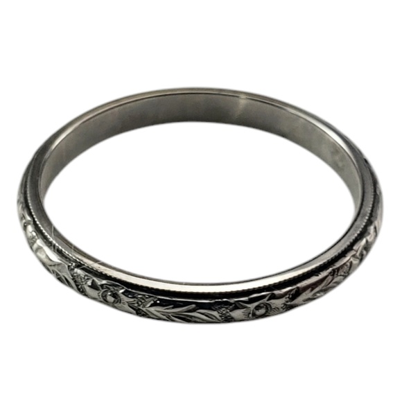 Antique 18 Karat White Gold Floral Design Thin Wedding Band Ring Size 7 #20579 - Picture 3 of 6